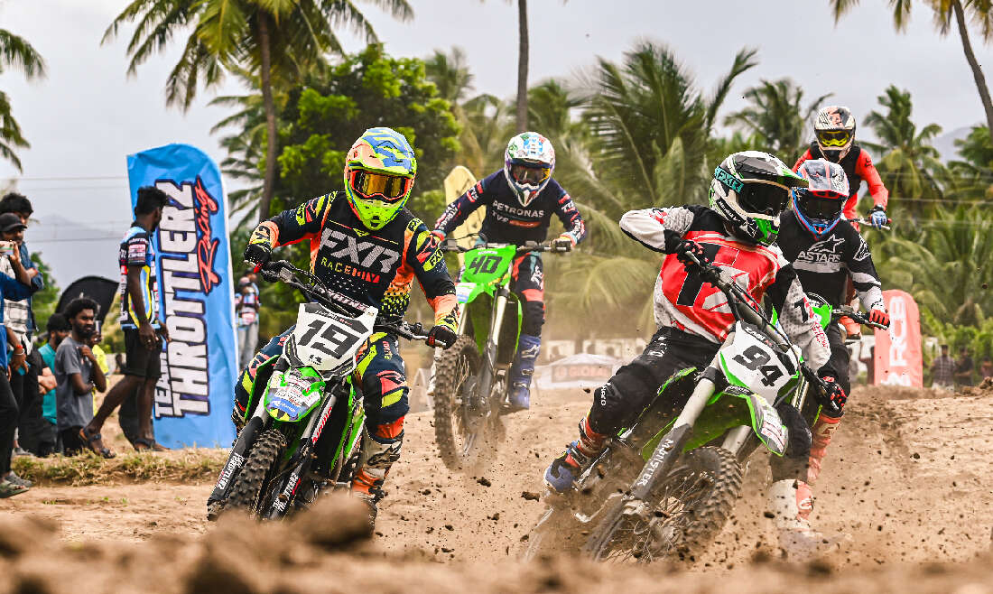 Moto Cross Racing